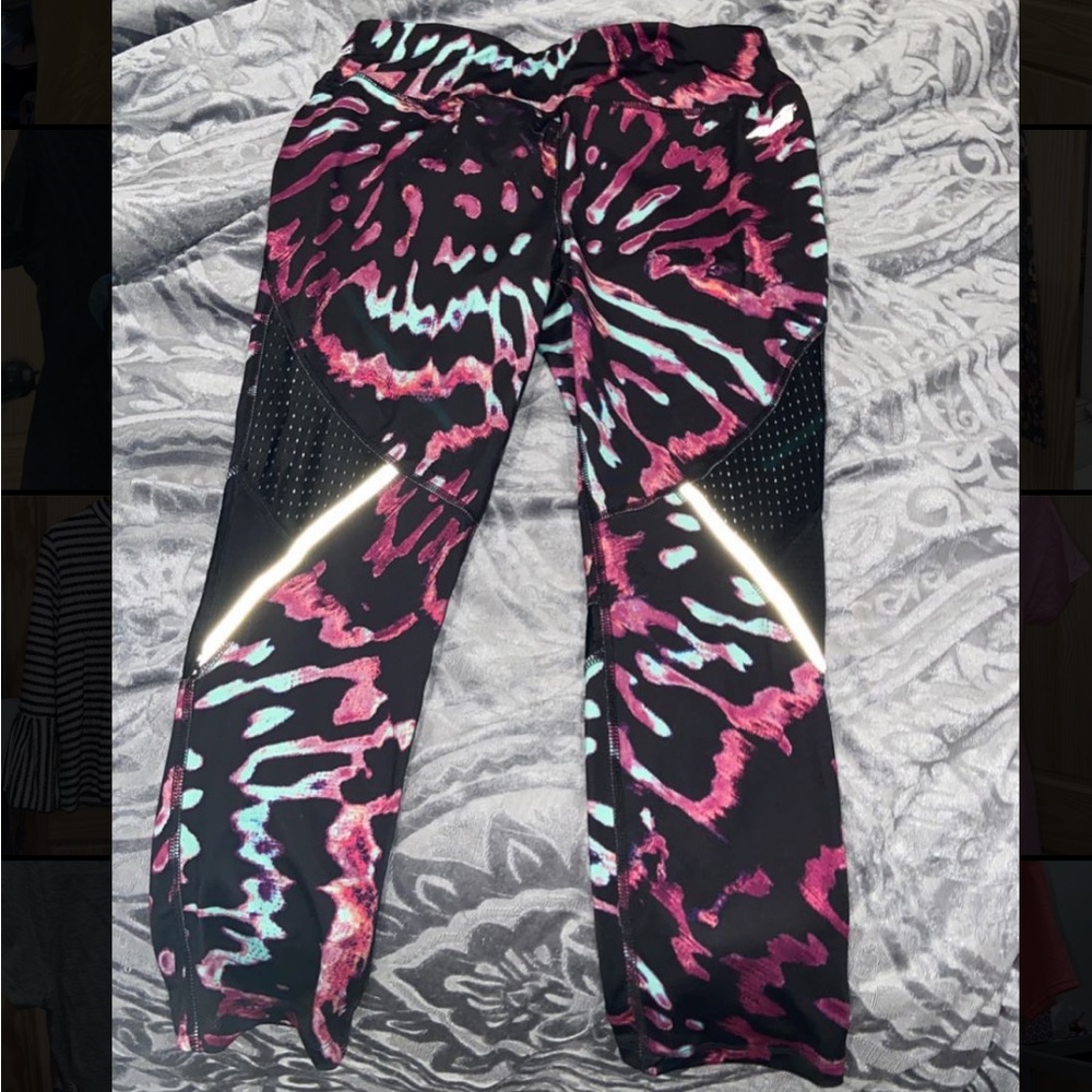 Woman’s small (4-5) leggings